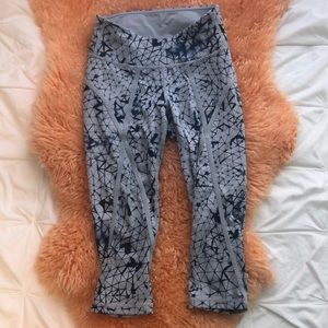 Lululemon tie-dye crops